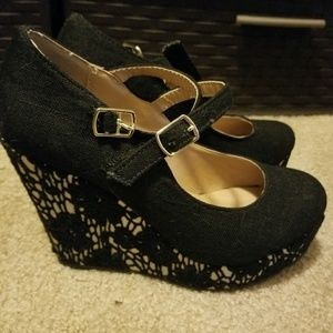 Soda black lace wedge heels 6